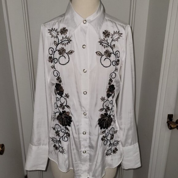 Blouse with Lovely Embroidery Size Small Ivory Stampede Ready - Picture 8 of 8